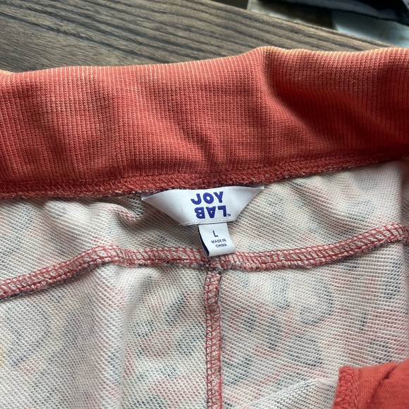 Joy lab leopard joggers - Picture 2 of 3